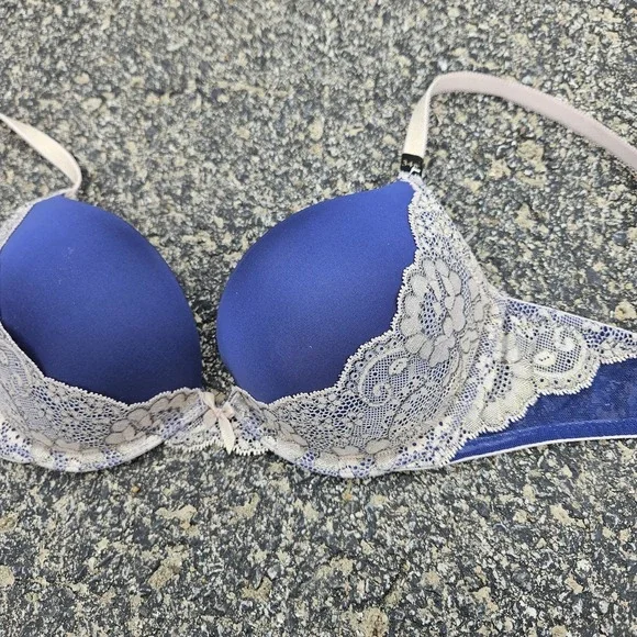 NWT Victoria's Secret Y2K Dream Angels Push-Up Bra 34B Royal Blue Lace Bow - Picture 12 of 12